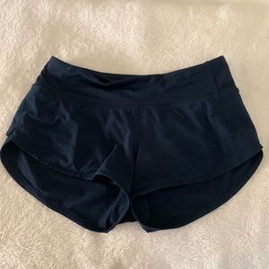 lulu lemon size 2 navy shorts